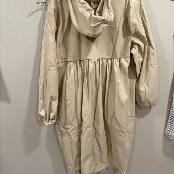 Beige Women's Zip-Up Jacket - Picture 3 of 5